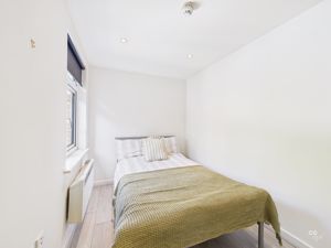 Photo 32- click for photo gallery